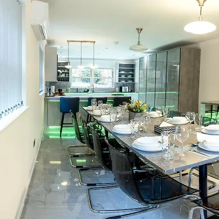 New Fully Furnished 5 Bedroom, 4 Bathroom Detached Houses Leicester Extérieur photo